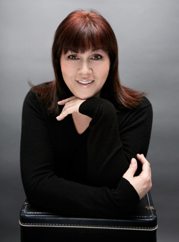 starring Gina Vetro! GINAhands_suitcase1WEB